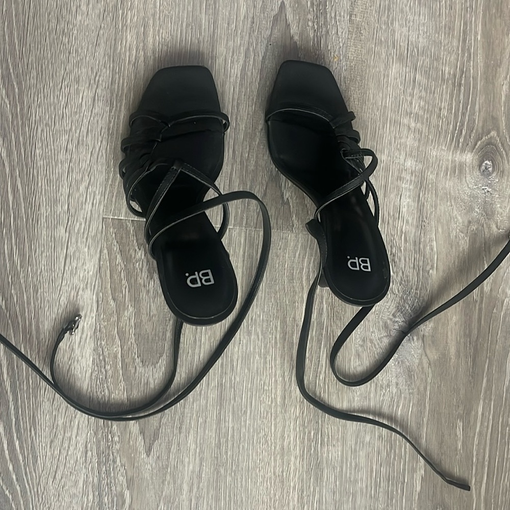 Nordstrom rack Black high heels wrap around open sandals